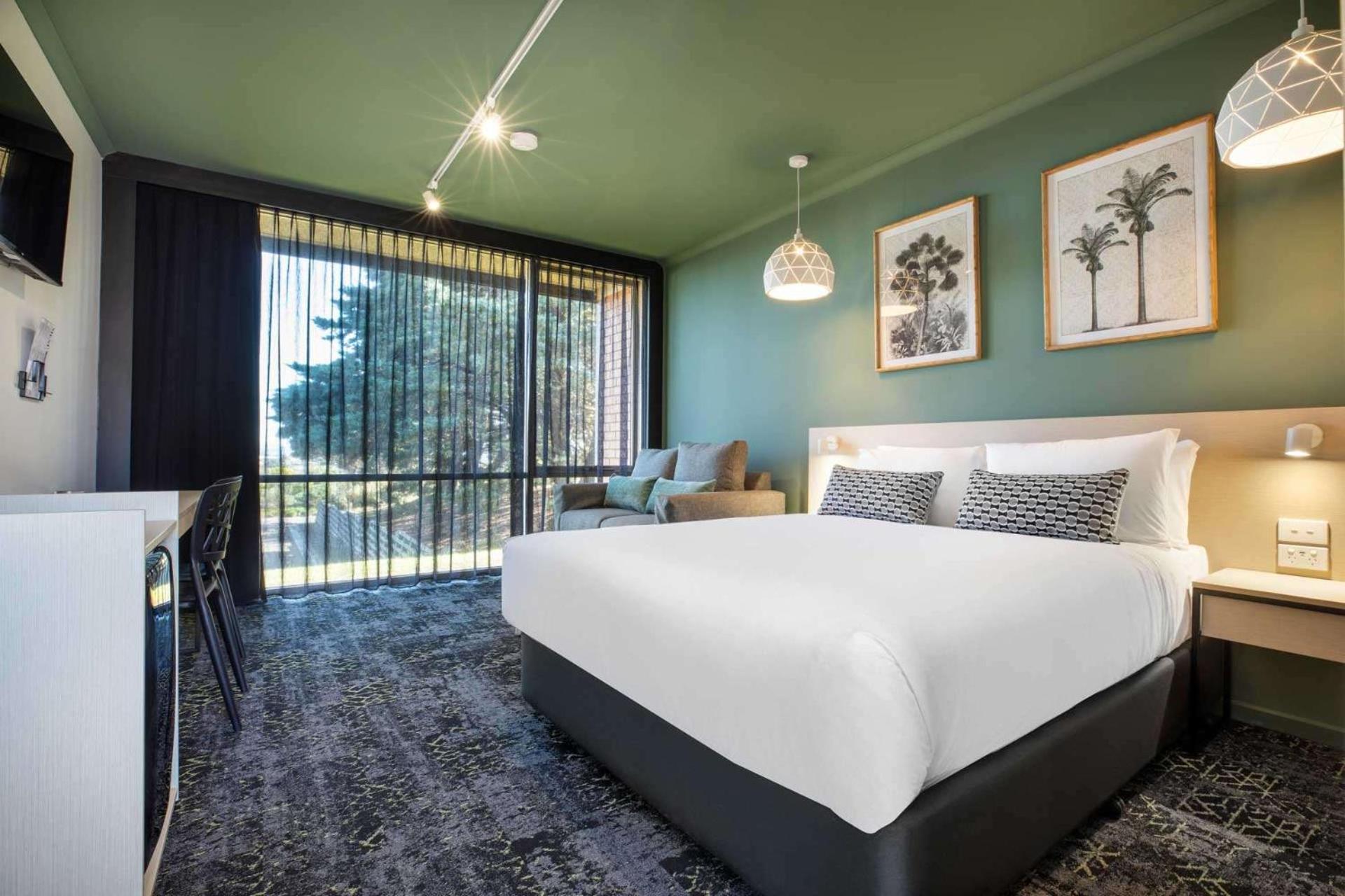 Nightcap At Morwell Hotel Екстер'єр фото