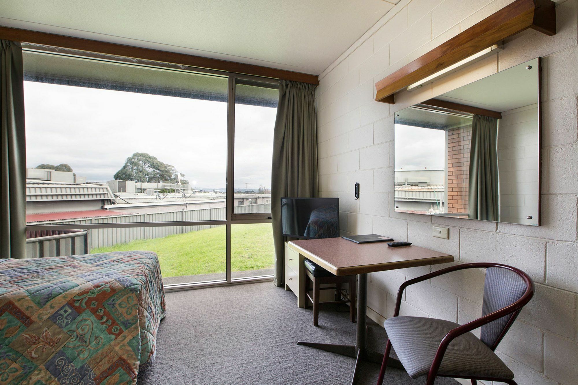 Nightcap At Morwell Hotel Екстер'єр фото